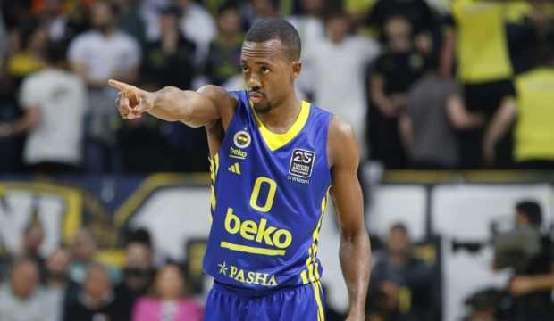 Fenerbahçe'de Errick McCollum sakatlandı