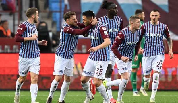 3 kırmızı kart 5 gol... Akyazı'da muhteşem düello! Trabzonspor yarı finalde
