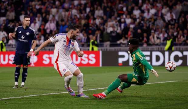 Andre Onana maça damga vurdu! 90+5'teki inanılmaz hata İngilizleri çıldırttı