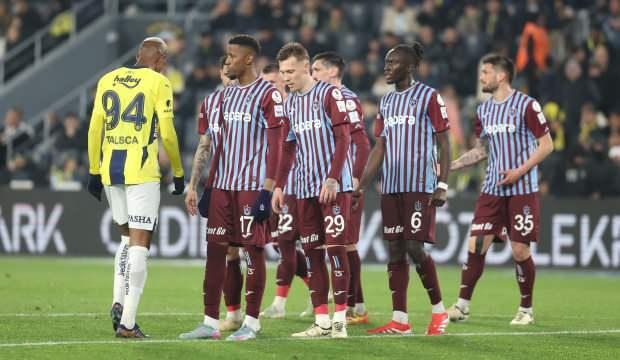 Küme hattından 5 puan uzaktalar: 12 yıl sonra Trabzonspor'da 'tehlike' çanları