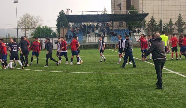 Soyunma odasında yumruklar konuştu: Polisler takviye kuvvet istedi