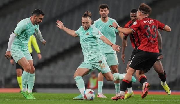 Fatih Karagümrük zirve yolunda yara aldı: Erokspor'a yenildiler