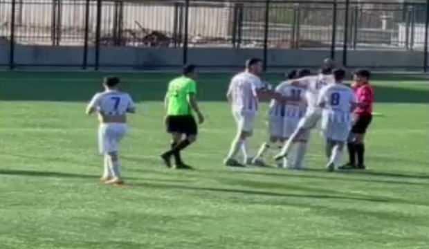 Hakeme 'dirsek' attı, maç tatil edildi: Isparta'da korku dolu anlar