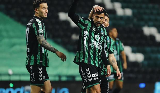 Şampiyonluğa son 1 adım! 7-1 kazanarak Süper Lig ateşini yaktılar