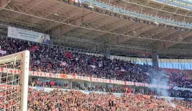Süper Lig'in efsane takımının Amatör Lig maçını 20 bin kişi izledi
