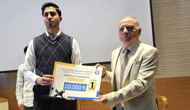 Hafızlık yarışmasında birincilik GİBTÜ öğrencisinin
