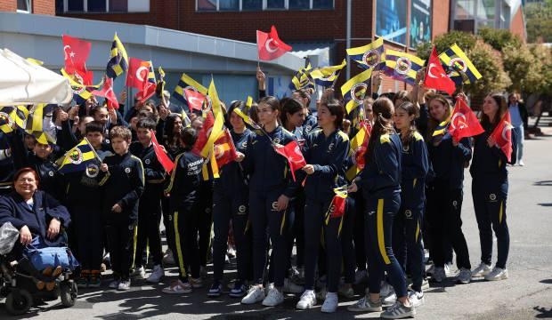 Fenerbahçe kuruluşunun 118. yılını törenle kutladı