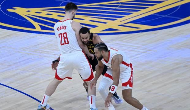 'Türk Terminatör' Alperen Şengün, Curry'i alt etti: Houston galibiyete uzandı