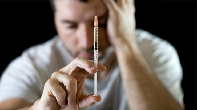 Steroid bağımlılığını anlatan bir görsel