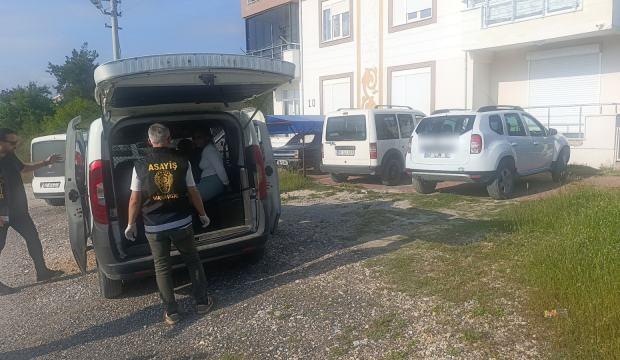 Cami avlusunda şok an: Eski başkanın aracı göz göre göre çalındı