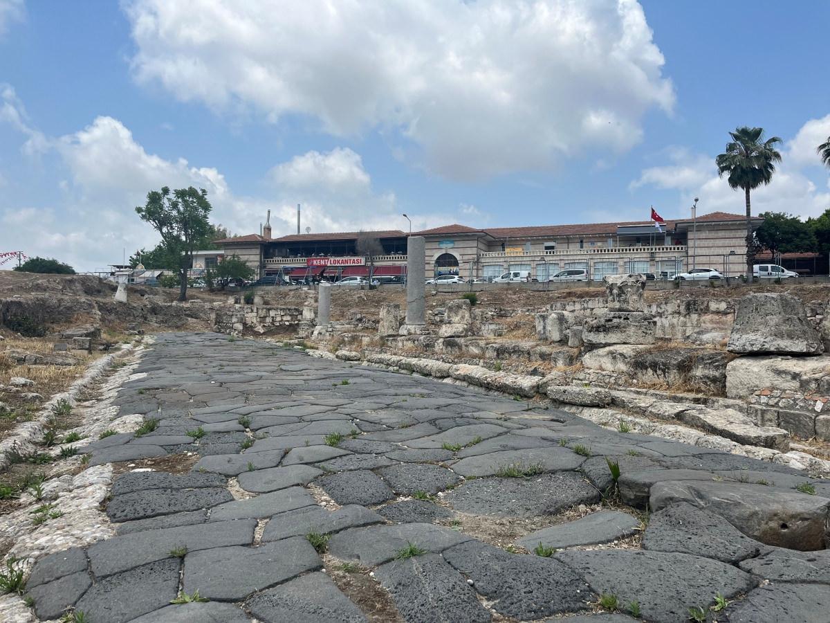 Antik Cadde (Roma Yolu)