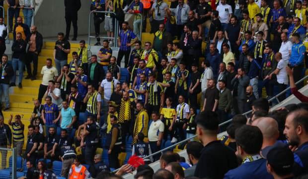 Birinci Lig'de gerilim dolu anlar: Ma&ccedil; 2 dakika ge&ccedil; başladı