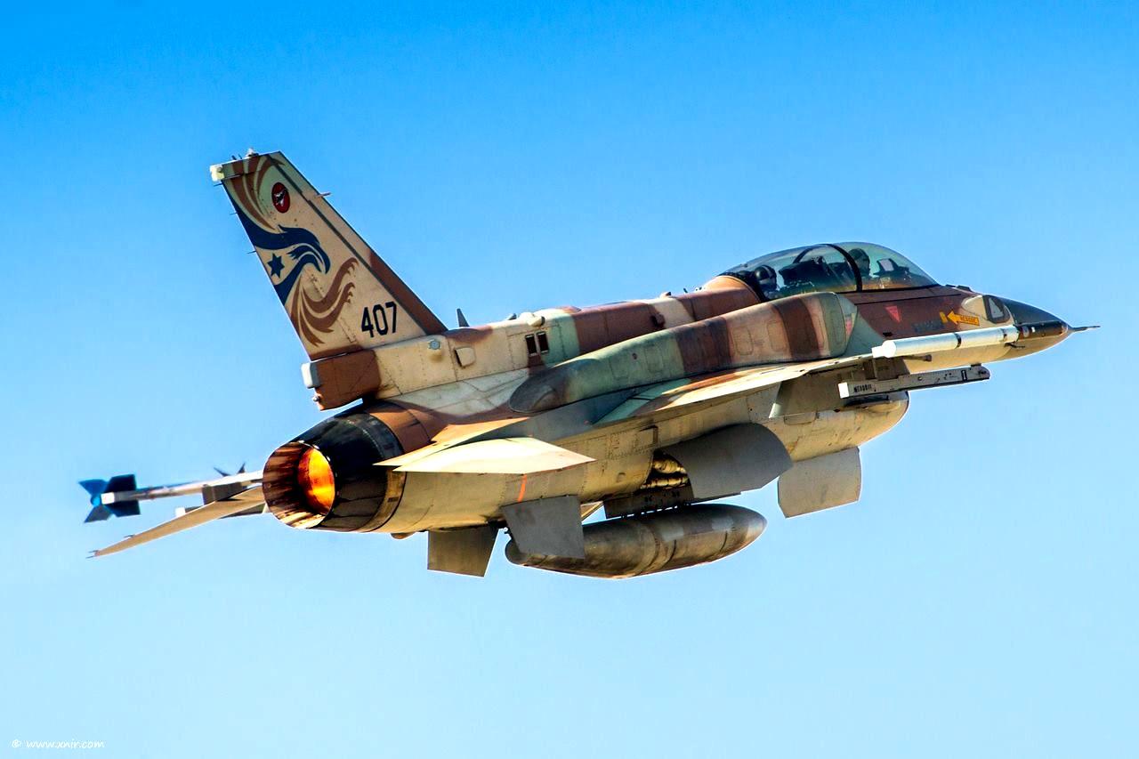 İsrail Hava Kuvvetlerine ait F-16 tipi savaş uçağı