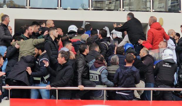 Tribünde polise mukavemet ettiler, bedeli ağır oldu: İbretlik ceza