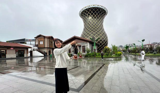 Türk çayı demleme ustası Japon çaycı, Rize'de çay demledi