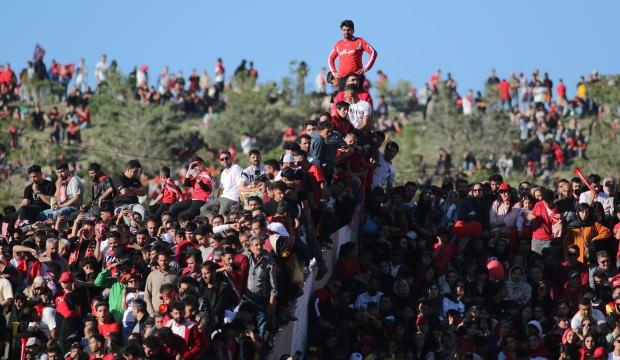 Tebriz'de tarih yazıldı: 200 bin kişiyle şampiyonluk coşkusu