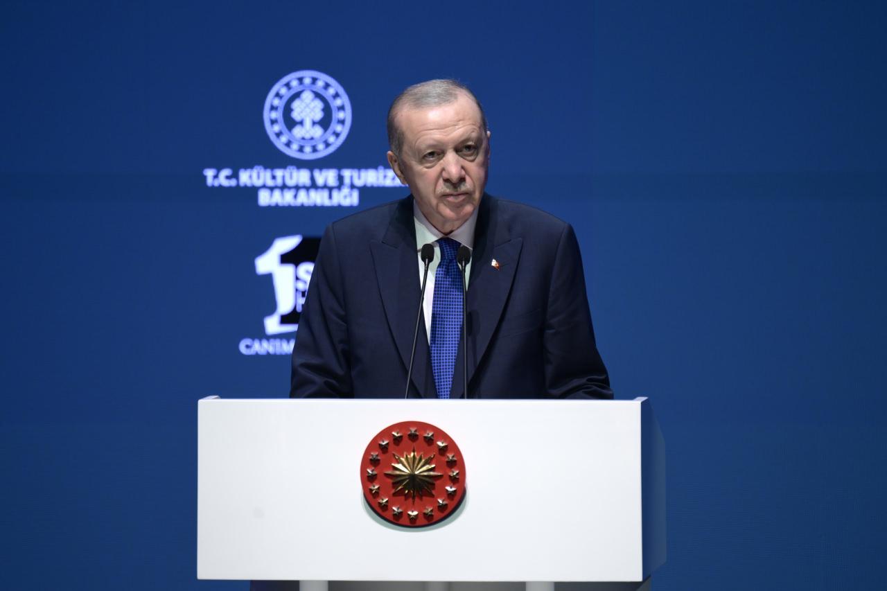 Cumhurbaşkanı Recep Tayyip Erdoğan, Atatürk Kültür Merkezi'ndeki 