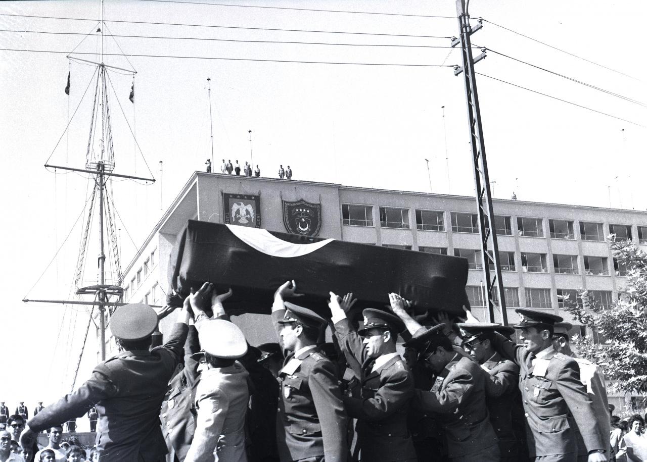 Şehit Pilot Cengiz Topel'in cenaze merasimi - 14 Ağustos 1964