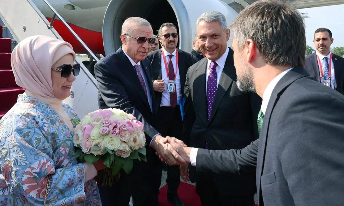 Erdoğan'a Macaristan'da karşılama töreni
