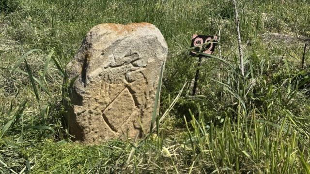 Türk boylarına ait damgalı mezar taşları