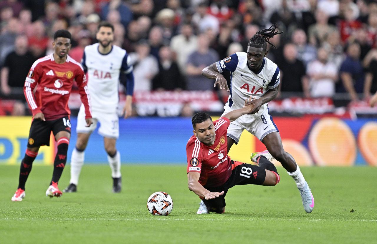 Casemiro'nun yere düştüğü pozisyondan bir görüntü.