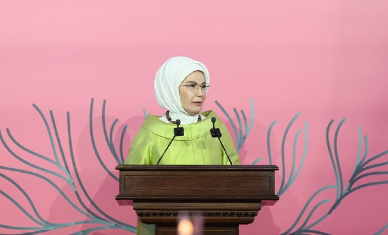 Emine Erdoğan 'Uluslararası Aile Forumu'nun gala yemeğine katıldı