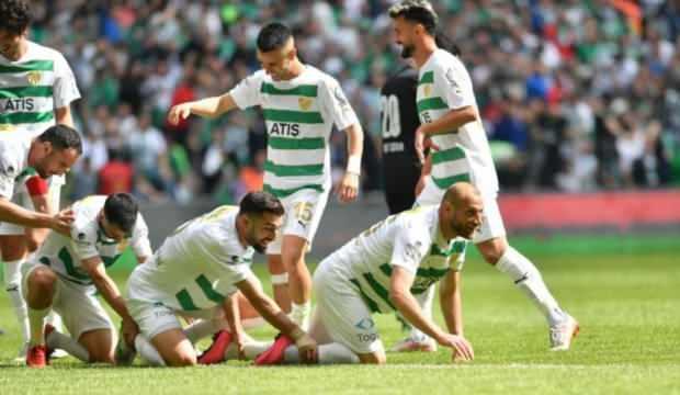Süper Lig'in efsane takımı 3. Lig'de tarih yazdı! 