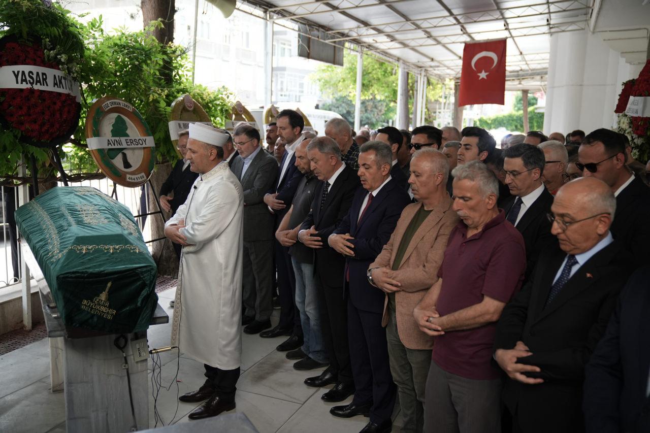  Akar'ın kayınvalidesi Türkan Samur, son yolculuğuna uğurlandı