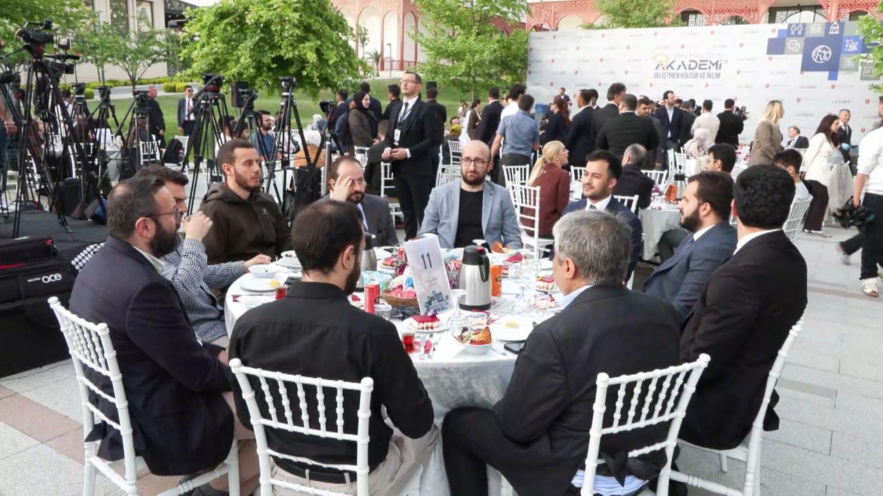 İBN Haldun Üniversitesi’nde İbn Haldun Akademi’nin kapanış töreni Bilal Erdoğan’ın katılımıyla gerçekleştirildi. 