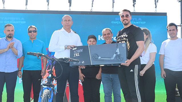  Gaziantep Bisiklet Festivali’nin ödülleri sahiplerini buldu.
