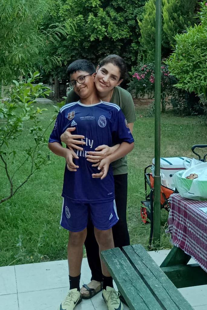 Orhan Kemal Duva ve annesi