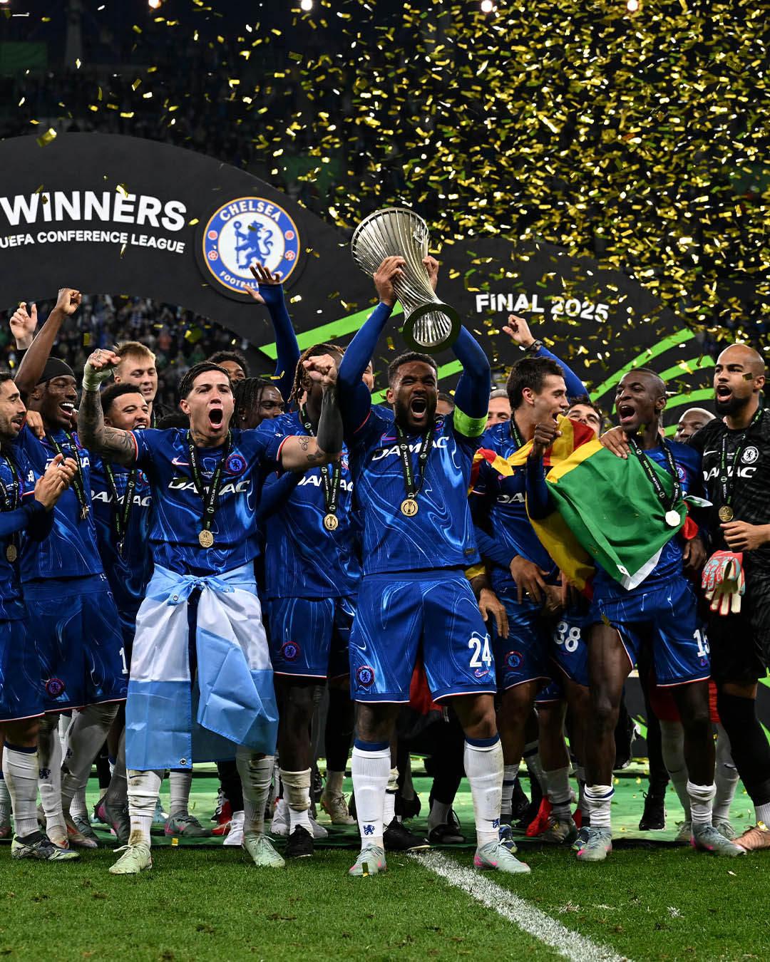 UEFA Konferans Ligi finalinde Real Betis'i 4-1 mağlup eden Chelsea şampiyon oldu.