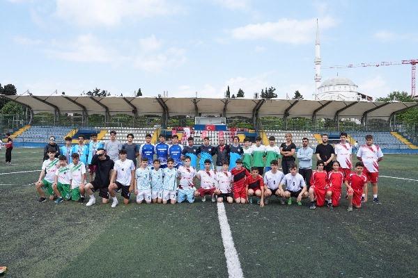 Dereceye giren 564 öğrenci, 15. İmam Hatip Spor Oyunları Ödül Töreninde kupa ve madalyalarını alacak.