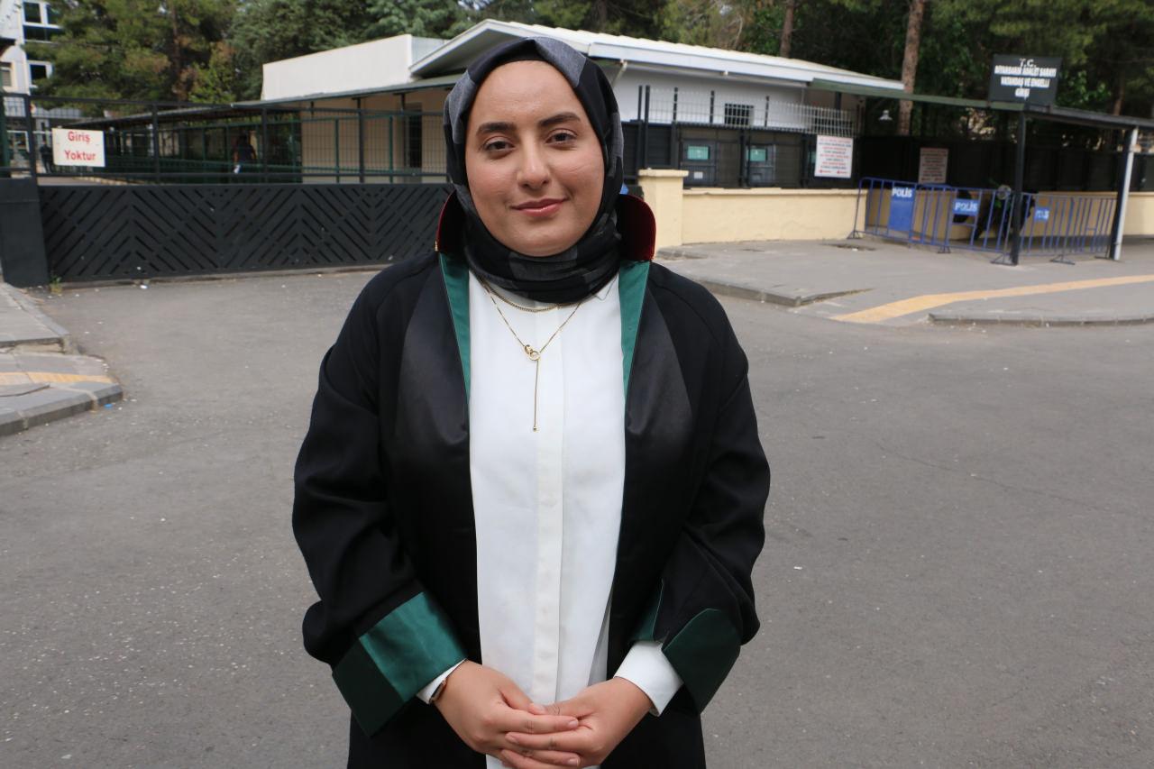 Avukat  Elif Göçtürk