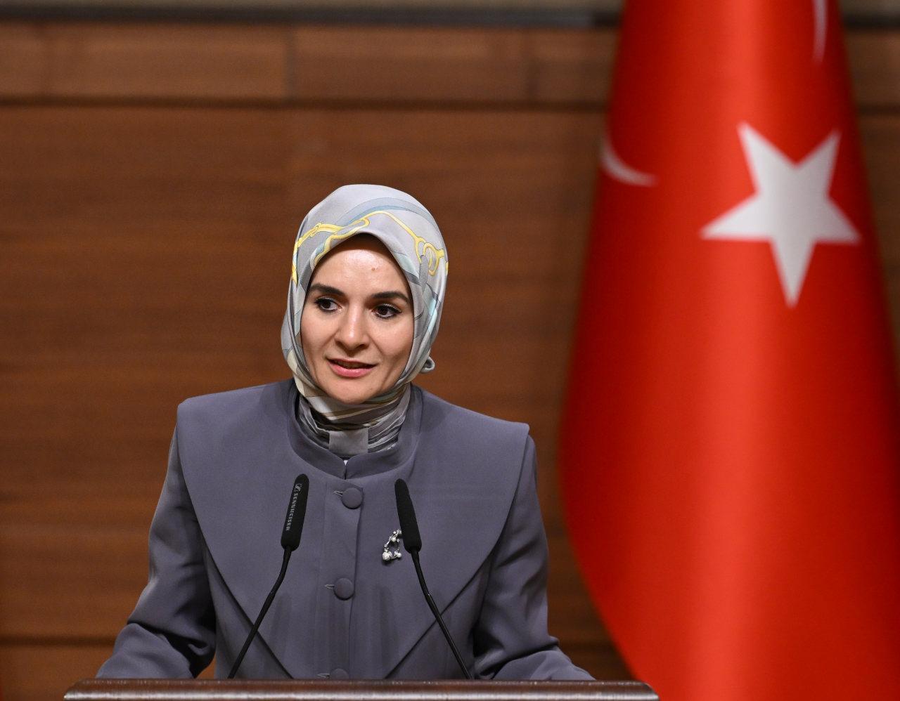 Aile ve Sosyal Hizmetler Bakanı Mahinur Özdemir Göktaş.