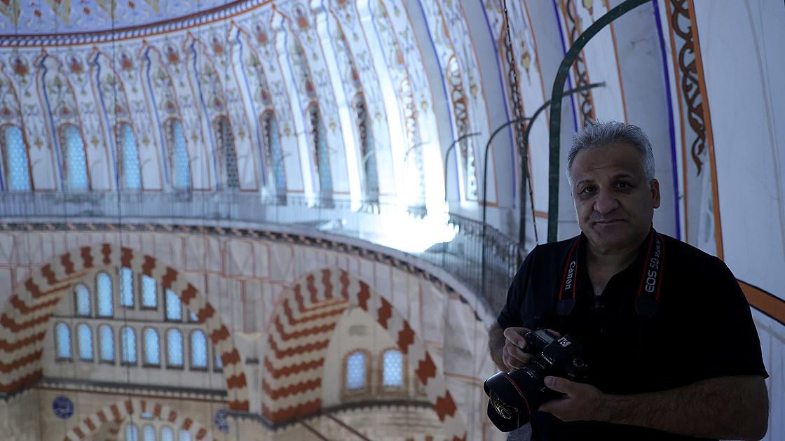 Fotoğraf sanatçısı Cemil Şahin.