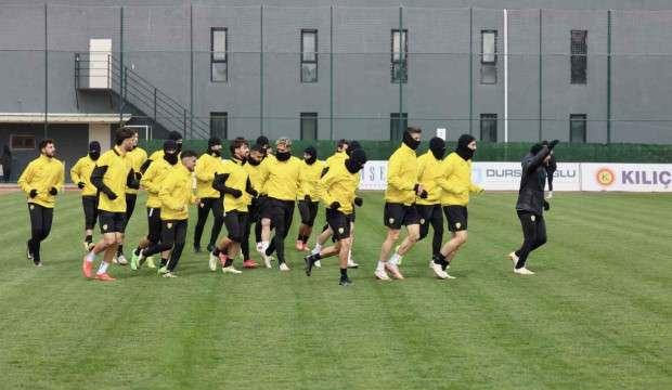 'Namağlup' İzmir ekibi transferde atağa kalktı: 4 oyuncu aynı anda geldi