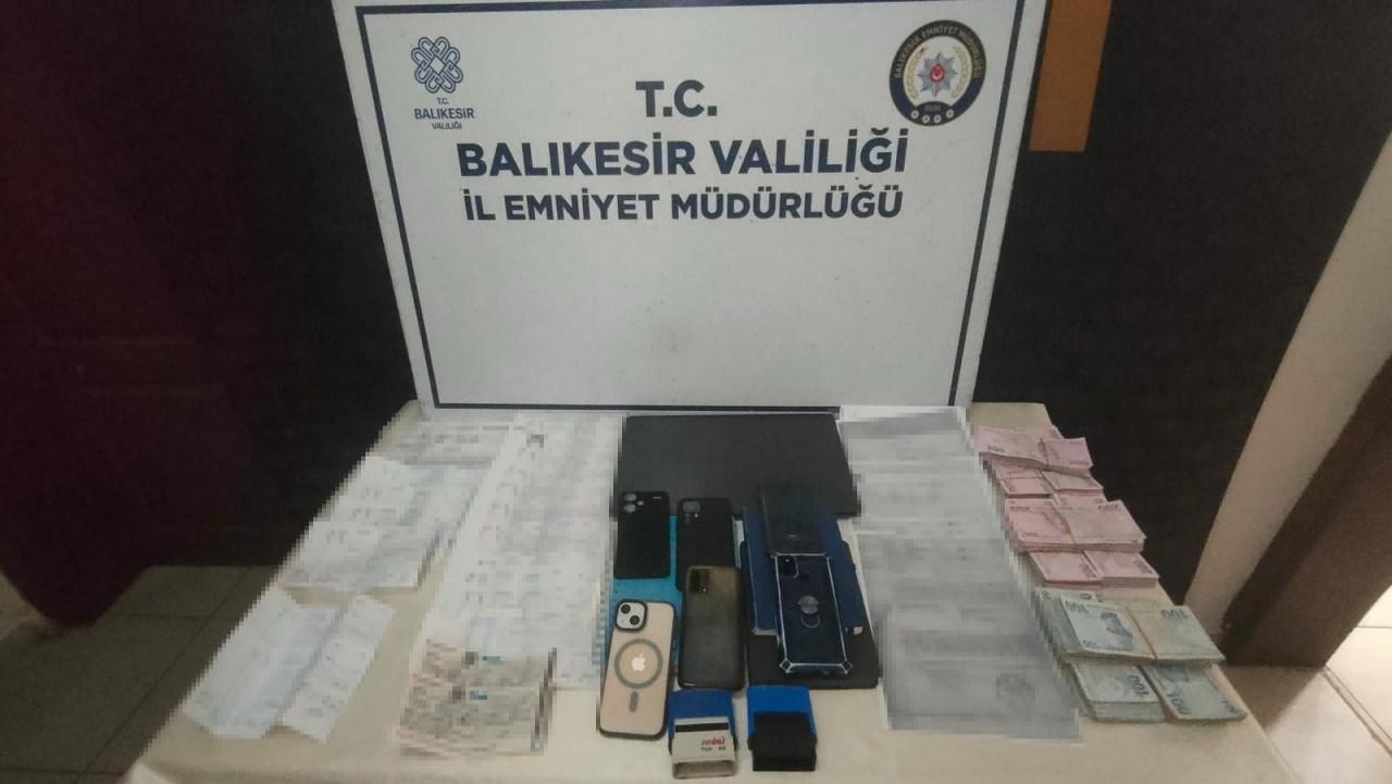 Operasyon kapsamında ele geçirilenler...