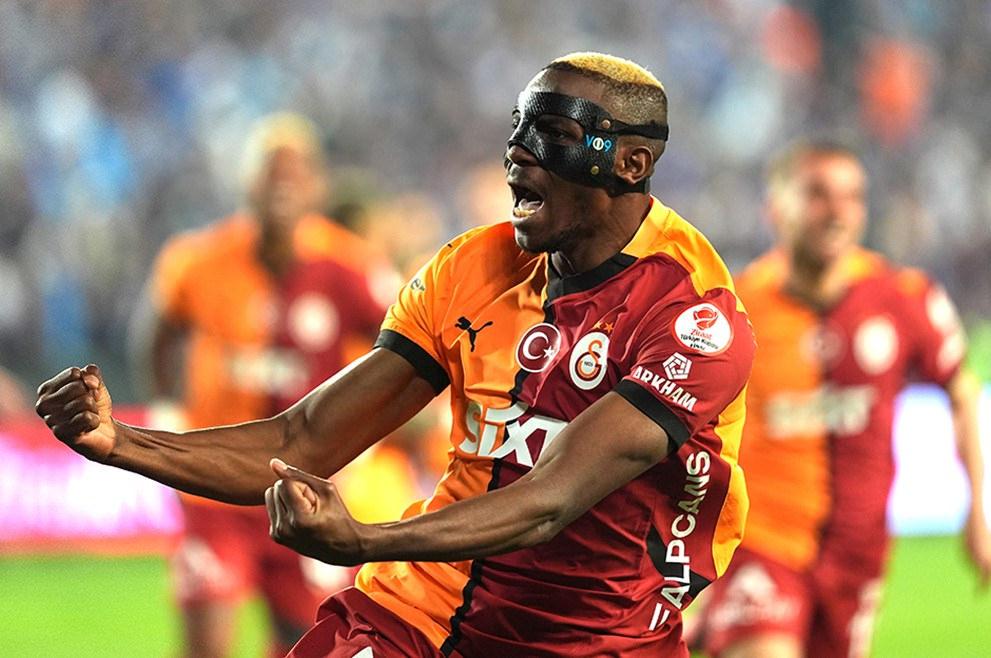 Victor Osimhen'in gol sevinci