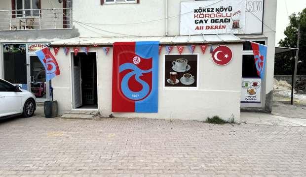 Trabzon'a 734 kilometre uzaktalar ama bu köyde her yer bordo-mavi