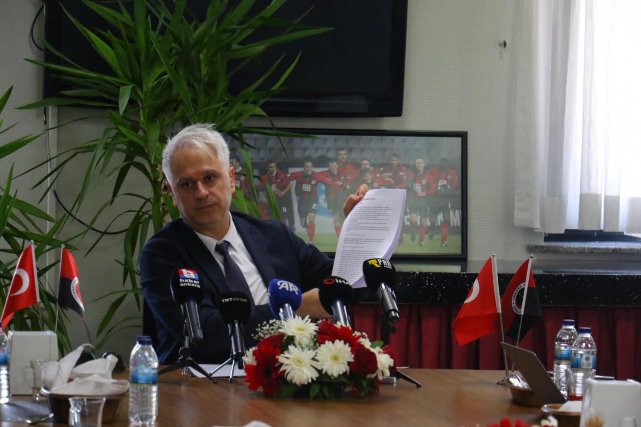 Gençlerbirliği Sportif Direktörü Ali Ekber Düzgün