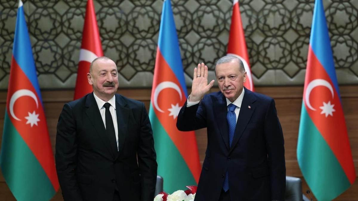 Başkan Erdoğan'ın da açılışını yapacağı Laçın Uluslararası Havalimanı, işgalden kurtarılan Azerbaycan topraklarındaki 3. havalimanı olarak tarihe geçecek.