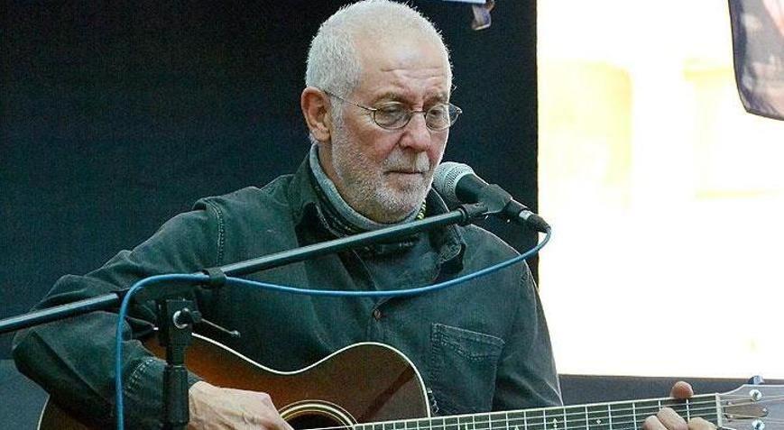 İlhan Şeşen hayatını kaybetti.