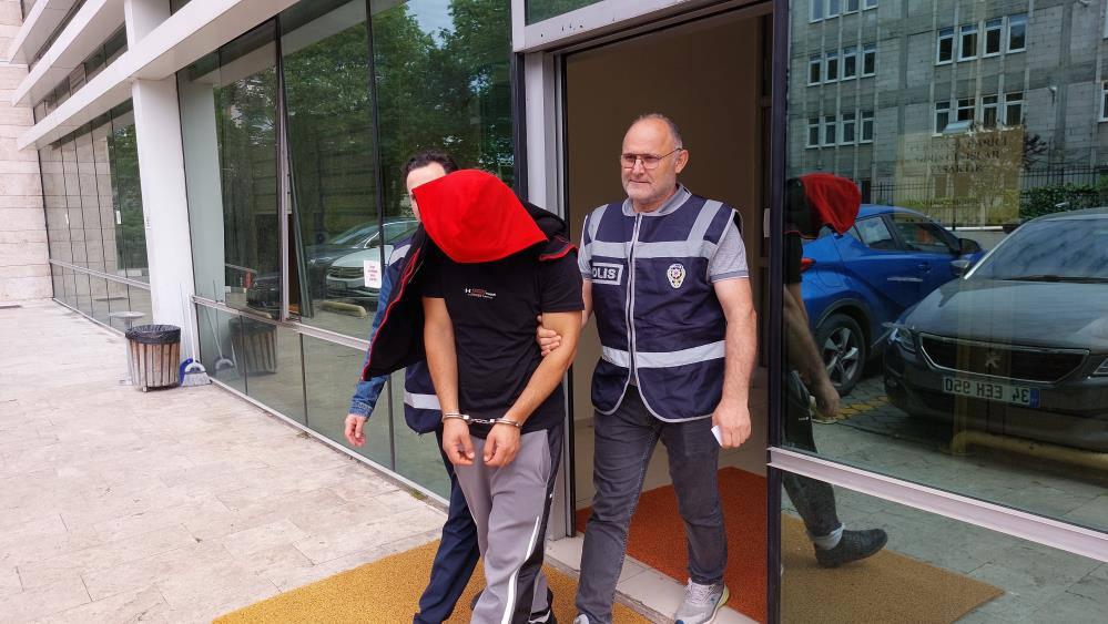 Evine misafirliğe gittiği kadını taciz ettiği iddiasıyla tutuklandı