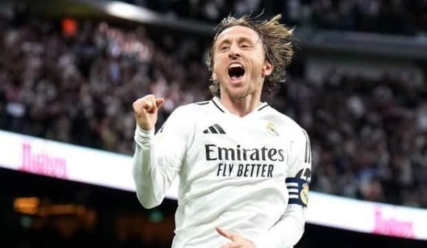39'luk Modric için sürpriz atak! Dev takım listesine aldı