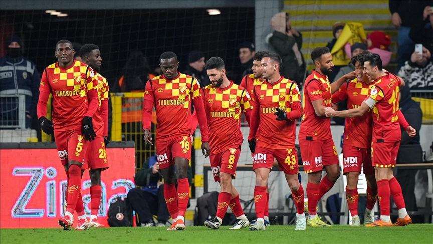 Göztepe (2024-2025)