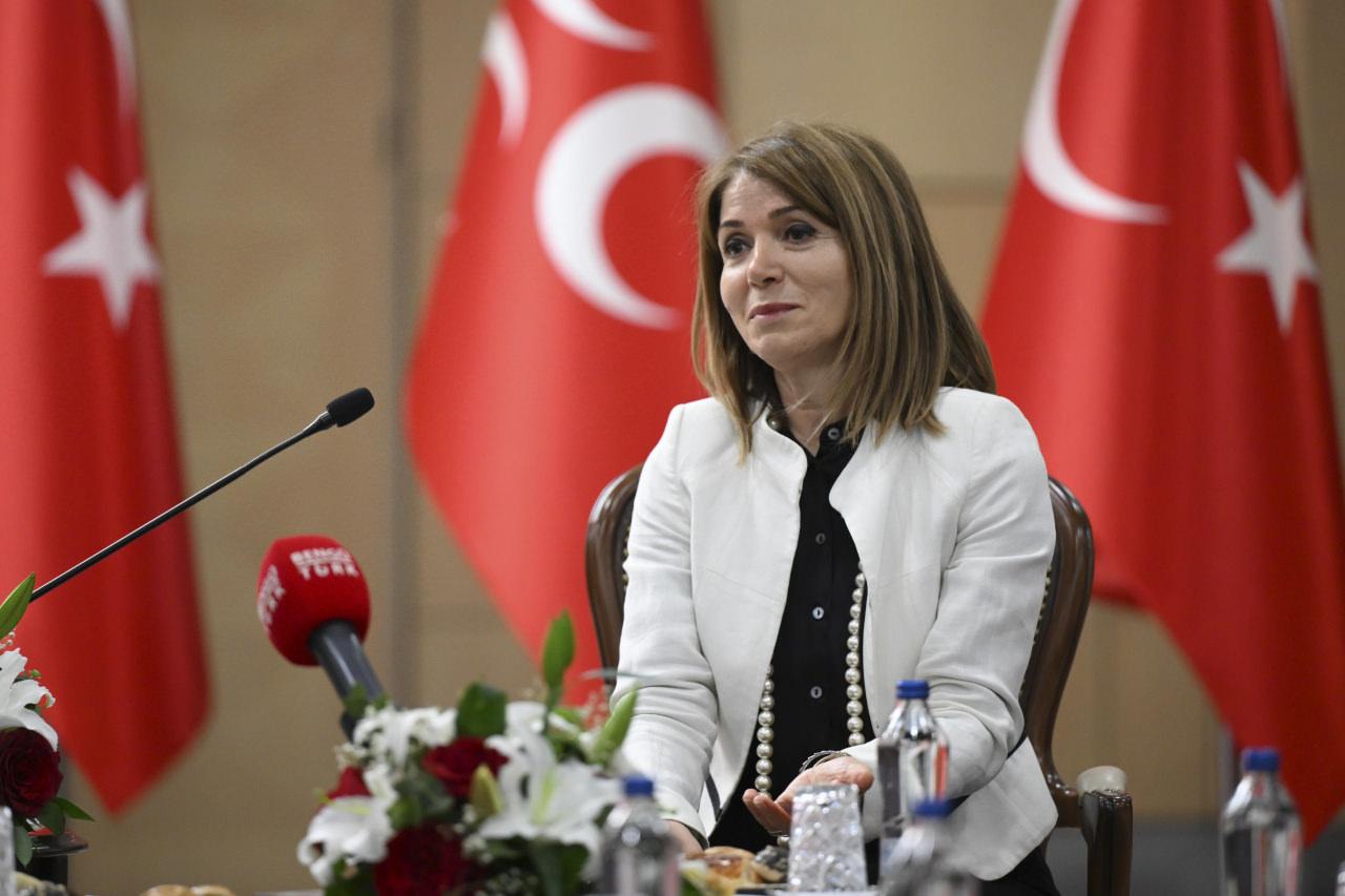 DEM heyetinden MHP'ye bayram ziyareti.