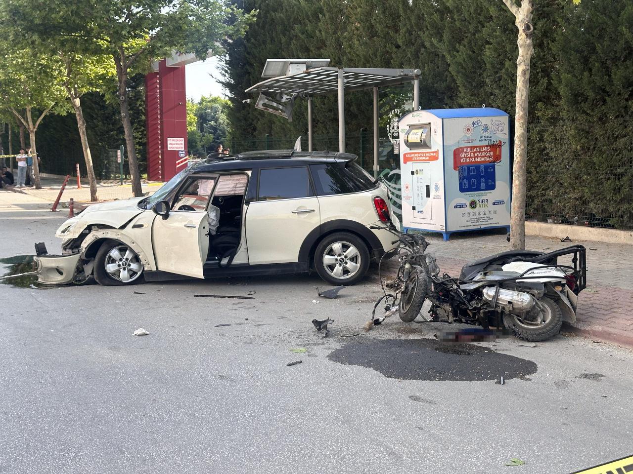 Otomobilin çarptığı kurye, ilk iş gününde öldü
