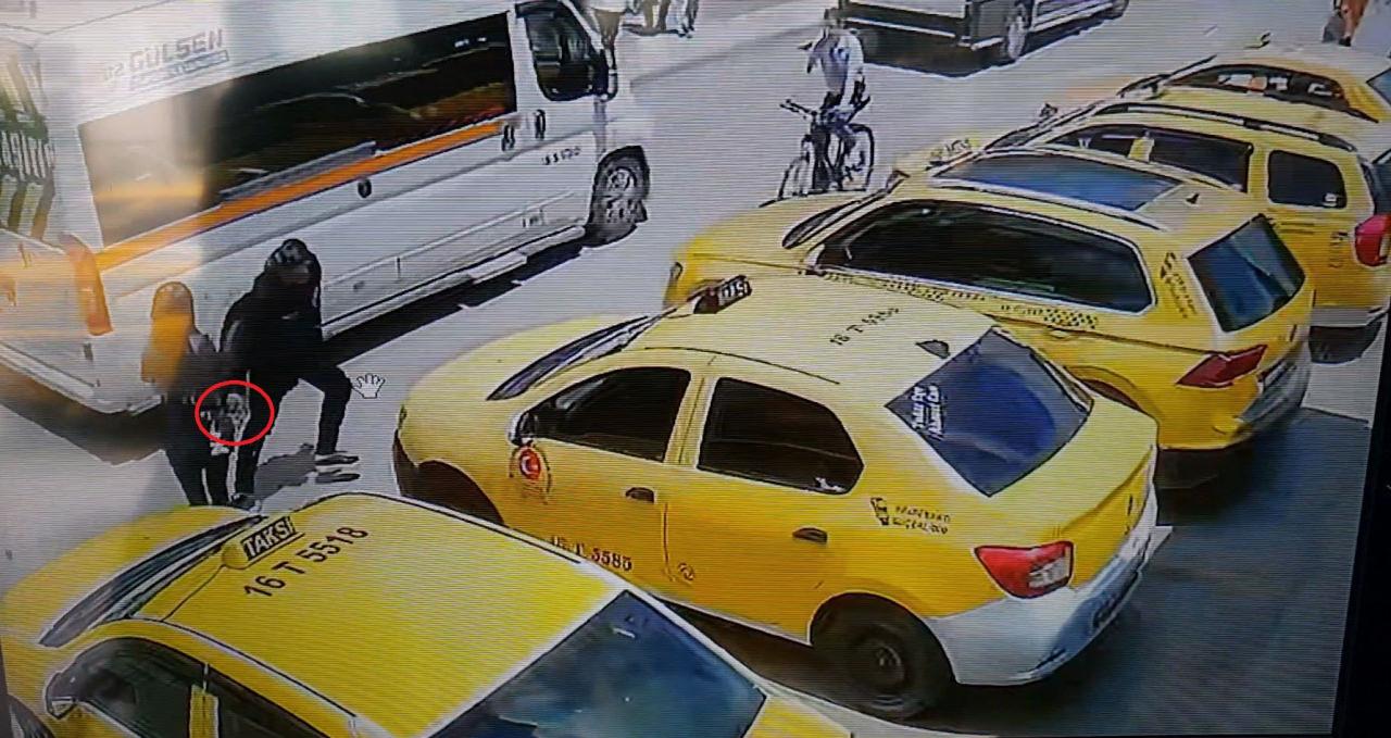 Hakan M.'nin Asel Y.'ye tabancayla ateş ettiği anlar