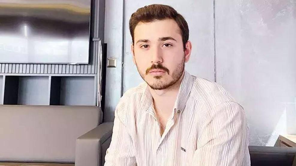 Musa Kesler (Mavi gömlekli çocuk)